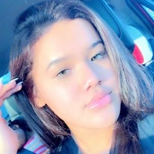 Meet your Posher, Meli